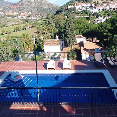 Apartamento En Villa Con Piscina Малага Екстериор снимка