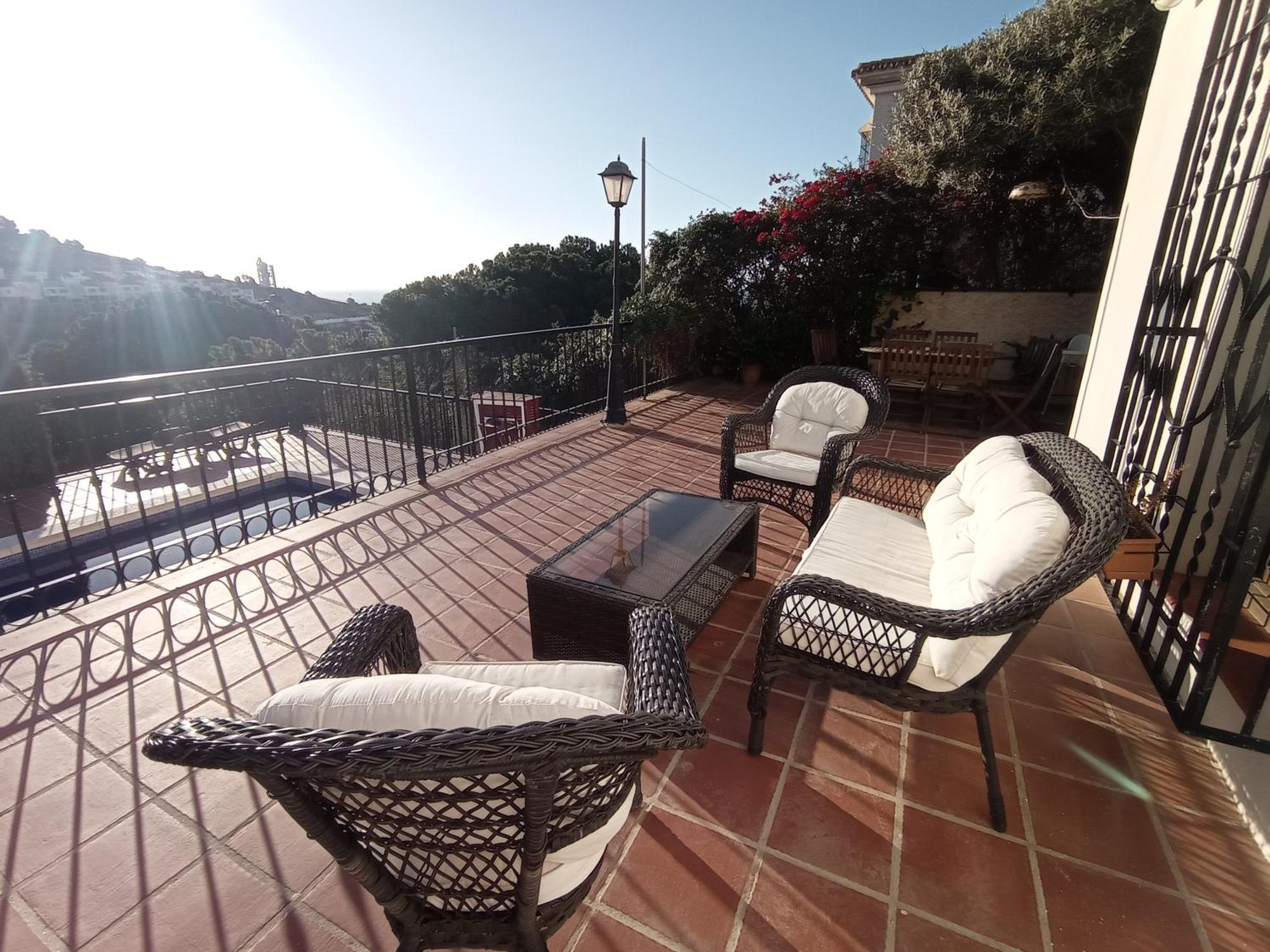 Apartamento En Villa Con Piscina Малага Екстериор снимка