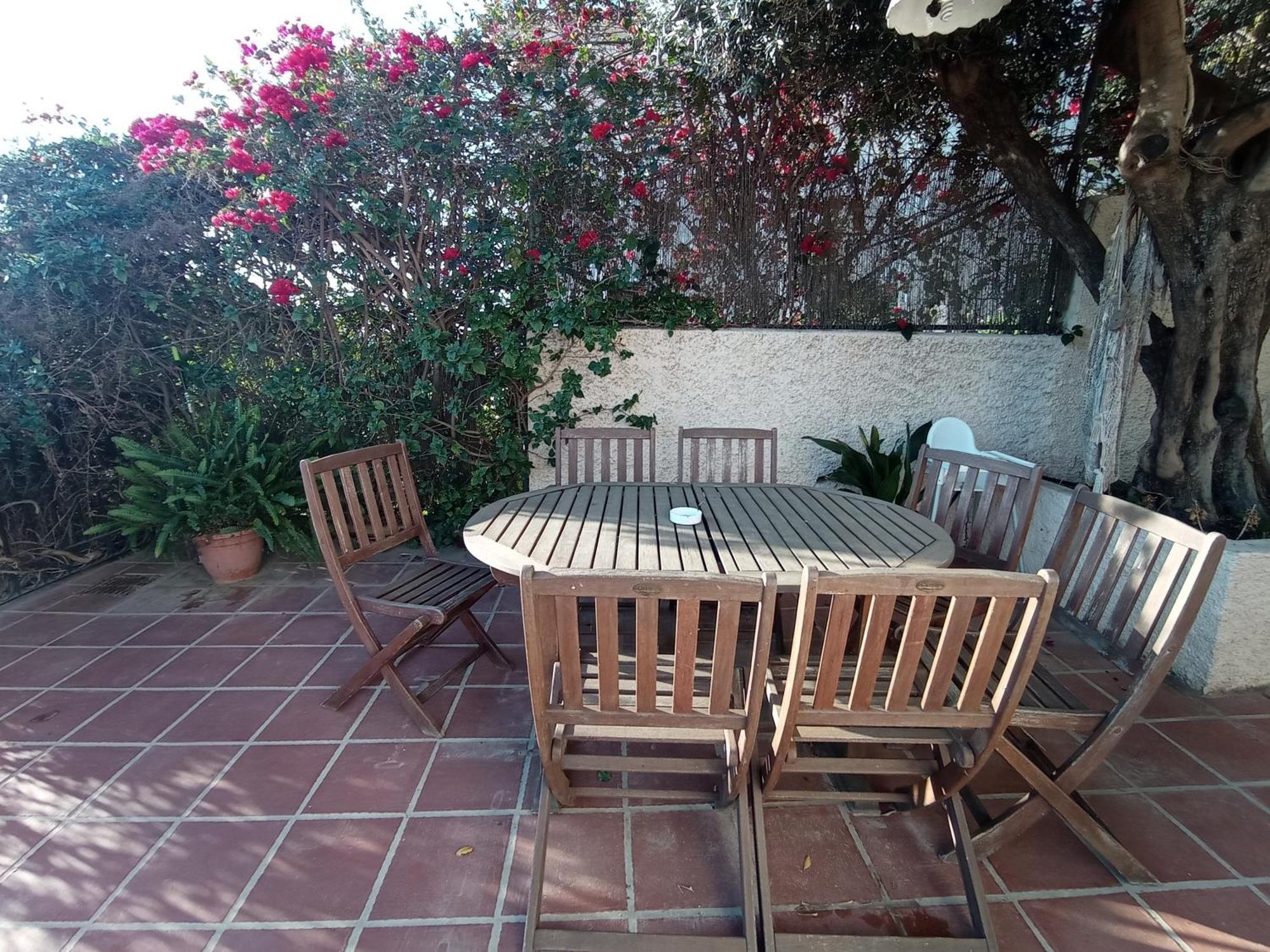 Apartamento En Villa Con Piscina Малага Екстериор снимка